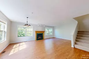 2813 Barclay Wy, Ann Arbor, MI 48105 - Photo 3