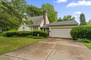 506 Main St, Buchanan, MI 49107 - Photo 1