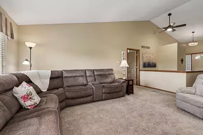 22280 Quail Run Circle #2, South Lyon, MI 48178 - Photo 5