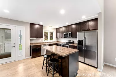 1630 Grevel Court, Muskegon, MI 49444 - Photo 9