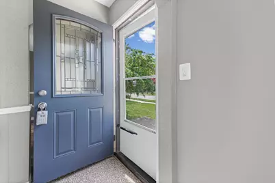 19071 Melvin Street, Roseville, MI 48066 - Photo 3