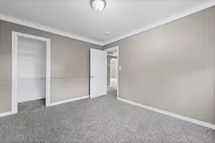 19071 Melvin St, Roseville, MI 48066 - Photo 11