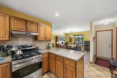 4629 Pine Drive, Holland, MI 49423 - Photo 13