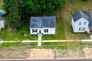 209 S River St, Evart, MI 49631 - Photo 29