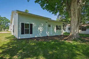 209 S River St, Evart, MI 49631 - Photo 17
