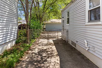 20524 Indian, Bedford, MI 48240 - Photo 33