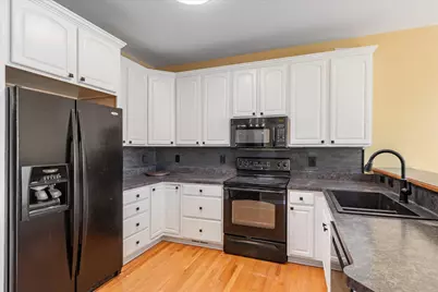 48551 Oak Bridge Drive, Canton, MI 48188 - Photo 15