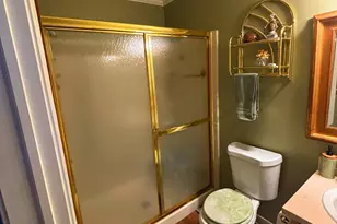 558 Thornhill Ct, Belleville, MI 48111 - Photo 7