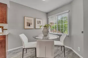 251 Fieldcrest St, Ann Arbor, MI 48103 - Photo 9
