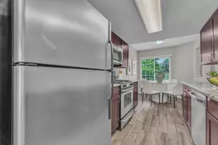 251 Fieldcrest St, Ann Arbor, MI 48103 - Photo 7
