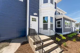 18 Franklin St, Hartford, MI 49057 - Photo 3