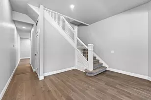18 Franklin St, Hartford, MI 49057 - Photo 7
