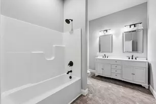 18 Franklin St, Hartford, MI 49057 - Photo 21