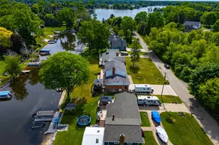 1888 Squaw Lagoon Dr, Oxford, MI 48371 - Photo 5