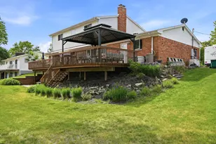 1888 Squaw Lagoon Dr, Oxford, MI 48371 - Photo 11