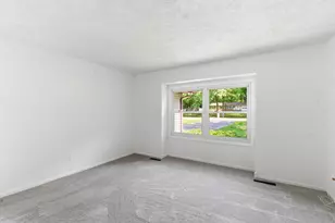 24383 Thousand Oaks Dr, Mattawan, MI 49071 - Photo 15