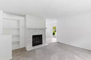 24383 Thousand Oaks Dr, Mattawan, MI 49071 - Photo 13