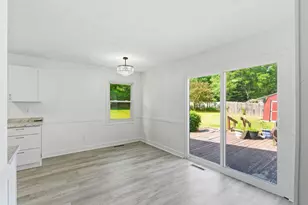 24383 Thousand Oaks Dr, Mattawan, MI 49071 - Photo 11