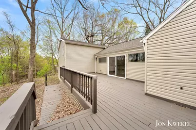 2687 Dunnigan Avenue NE, Grand Rapids, MI 49525 - Photo 33