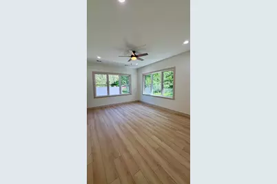 1810 Leonard Street NW, Grand Rapids, MI 49534 - Photo 19