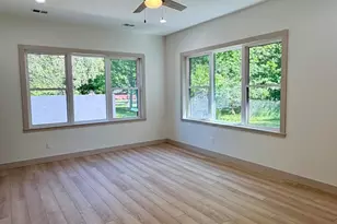 1810 Leonard St NW, Grand Rapids, MI 49534 - Photo 19