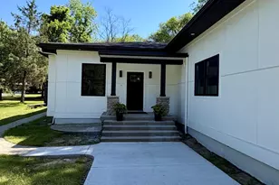1810 Leonard St NW, Grand Rapids, MI 49534 - Photo 3