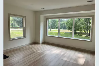 1810 Leonard Street NW, Grand Rapids, MI 49534 - Photo 9