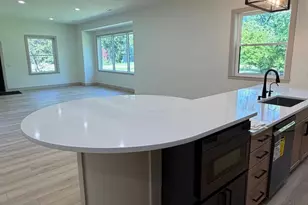 1810 Leonard St NW, Grand Rapids, MI 49534 - Photo 9