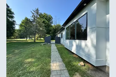 1810 Leonard Street NW, Grand Rapids, MI 49534 - Photo 17