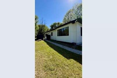 1810 Leonard Street NW, Grand Rapids, MI 49534 - Photo 3