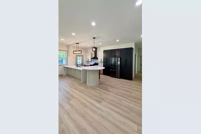 1810 Leonard Street NW, Grand Rapids, MI 49534 - Photo 7