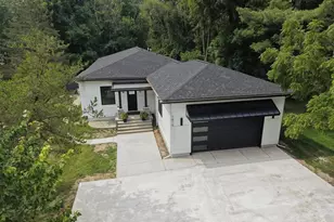 1810 Leonard St NW, Grand Rapids, MI 49534 - Photo 37