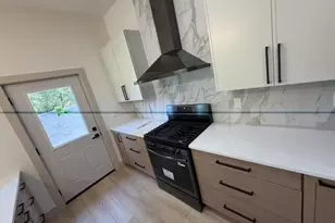 1810 Leonard St NW, Grand Rapids, MI 49534 - Photo 13