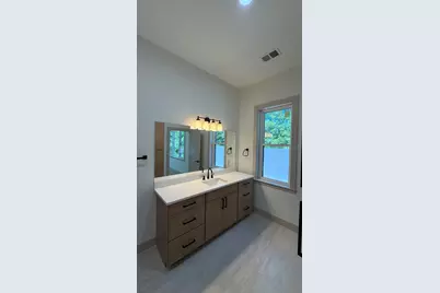 1810 Leonard Street NW, Grand Rapids, MI 49534 - Photo 21