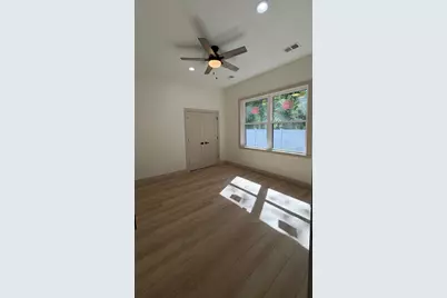 1810 Leonard Street NW, Grand Rapids, MI 49534 - Photo 17