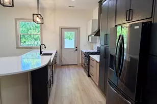 1810 Leonard St NW, Grand Rapids, MI 49534 - Photo 7
