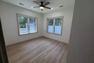 1810 Leonard St NW, Grand Rapids, MI 49534 - Photo 25