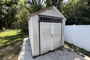 1810 Leonard St NW, Grand Rapids, MI 49534 - Photo 31