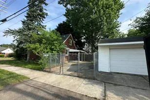 20045 Ward Ave, Detroit, MI 48235 - Photo 7