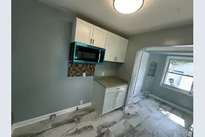 20045 Ward Avenue, Detroit, MI 48235 - Photo 9