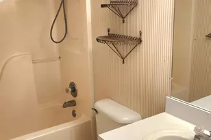2987 Leslie Park Cir, Ann Arbor, MI 48105 - Photo 23