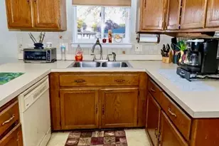 30988 Moroso Dr, Warren, MI 48088 - Photo 7