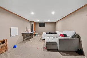 4761 Grantwood Ave SE, Kentwood, MI 49508 - Photo 19