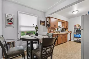 4761 Grantwood Ave SE, Kentwood, MI 49508 - Photo 11