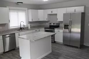 240 W Battle Creek St, Galesburg, MI 49053 - Photo 7