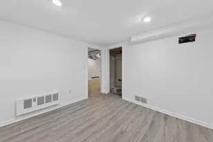 1646 E Stadium Blvd, Ann Arbor, MI 48104 - Photo 39