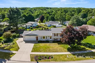 6091 Rogue River Meadows Dr NE, Belmont, MI 49306 - Photo 3