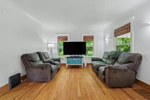 20 E Langley Rd, Battle Creek, MI 49015 - Photo 7