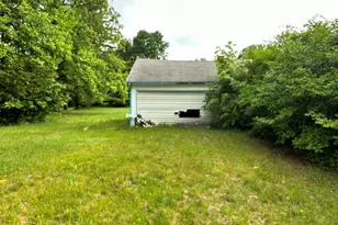 33259 Orchard St, Covert, MI 49043 - Photo 11