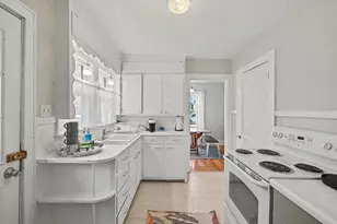 204 Nelson Ave, Kalamazoo, MI 49006 - Photo 7